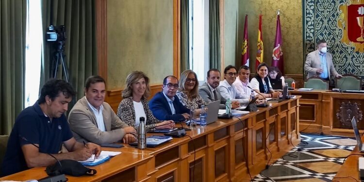 El pleno del Ayuntamiento de Cuenca da luz verde a la moción del PP de iniciar los trámites administrativos para un pabellón multiusos de al menos 5.000 espectadores