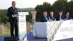 Eurocaja Rural recalca la aportación empresarial como motor de desarrollo en la clausura de la Asamblea de CEOE CEPYME Cuenca