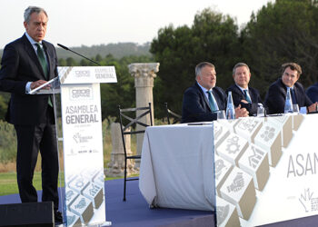 Eurocaja Rural recalca la aportación empresarial como motor de desarrollo en la clausura de la Asamblea de CEOE CEPYME Cuenca