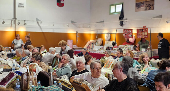 Éxito rotundo en el Encuentro de Encajeras celebrado este fin de semana en El Casar 1 Éxito rotundo en el Encuentro de Encajeras celebrado este fin de semana en El Casar