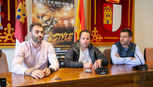 Expertos en motocross ‘freestyle’, saltos de más de 20 metros y un enorme espectáculo de fuego, luz y sonido esperan “causar sensación” en Trillo