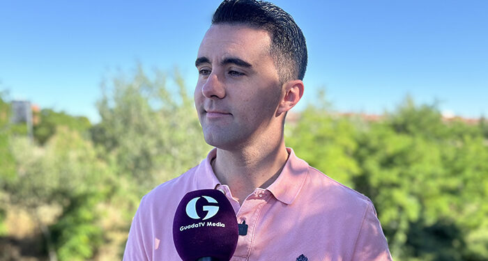 Flores: “Guarinos ha esperado a las quejas y a que vecinos y vecinas tengan que limpiar el Henares” para ponerse a trabajar 1 Flores “Guarinos ha esperado a las quejas y a que vecinos y vecinas tengan que limpiar el Henares” para ponerse a trabajar