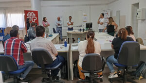 Inaugurada la formación dual de Cáritas Cuenca, de limpieza de superficies y mobiliario en edificios y locales, impartida por Amiab