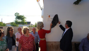Inaugurada la remodelación de la Plaza del Pósito en Castillo de Garcimuñoz
