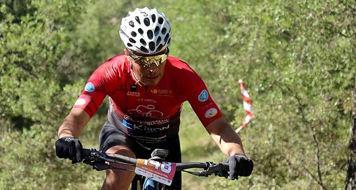 Juanjo Muñoz y Beatriz Martínez se imponen en el IX Desafío Puerta de La Alcarria de Torija 1 Juanjo Muñoz y Beatriz Martínez se imponen en el IX Desafío Puerta de La Alcarria de Torija