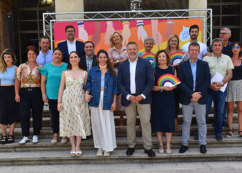 La Diputación de Cuenca acoge el acto para reivindicar la lucha del colectivo LGTBI+ en este 28 de junio
