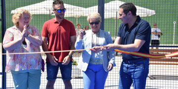 La Diputación de Cuenca invierte 50.000 euros para que el municipio de Carrascosa de Haro cuente con una pista de pádel
