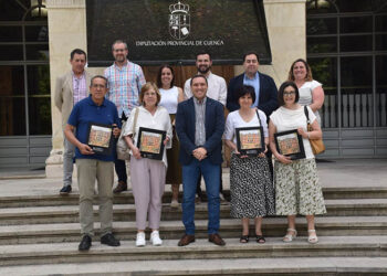 La Diputación de Cuenca rinde homenaje a los diez trabajadores que se jubilaron en 2023 en el día del Sagrado Corazón