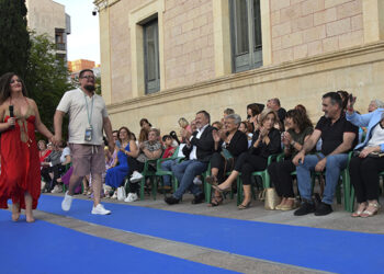 La Diputación de Cuenca y El Vestidor de Vanesa organizan el primer desfile de moda inclusivo en apoyo al comercio local La Diputación de Cuenca y El Vestidor de Vanesa organizan el primer desfile de moda inclusivo en apoyo al comercio local