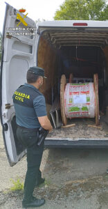 La Guardia Civil de Guadalajara detiene a una persona con tres bobinas de cobre robadas cuando circulaba por la A-2