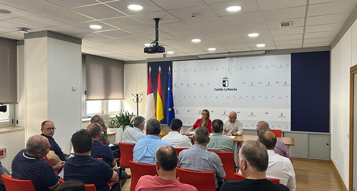 La Junta aborda la problemática de la sequía con los agentes implicados.