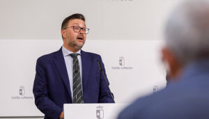 La Junta aprueba el decreto que regulará el Banco de Libros y garantiza a las familias con bajos recursos las ayudas de libros de texto