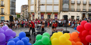 La Junta organiza el acto social y cultural ‘Paseo con Orgullo: el valor de los Derechos Humanos’ en el casco histórico de Guadalajara