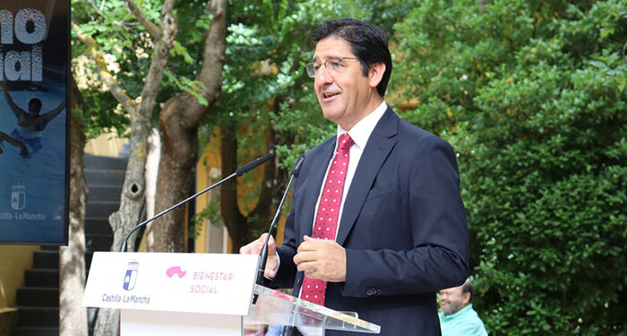 La Junta pide al Levante que aproveche la tecnología para desalar “como los agricultores de Castilla-La Mancha la utilizan para hacer un uso eficiente del agua”