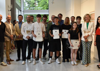 La Sala Iberia acoge la exposición del XXXV Certamen de Artes Plásticas Fernando Zóbel en el año el centenario del nacimiento del artista La Sala Iberia acoge la exposición del XXXV Certamen de Artes Plásticas Fernando Zóbel en el año el centenario del nacimiento del artista