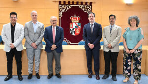 La Universidad Católica de Santiago de Guayaquil de Ecuador se interesa por el programa de mayores de la UCLM