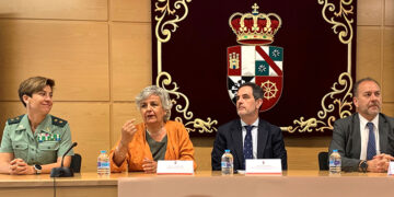 La subdelegada del Gobierno en Cuenca inaugura el curso de la UCLM dedicado a ‘Policías con Estatuto Militar’
