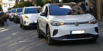 Las matriculaciones en Cuenca siguen por debajo de 2023 los híbridos y eléctricos arrasan