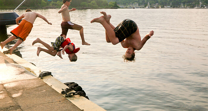 Llamamiento a la prudencia de los bañistas ante lesiones medulares por una mala zambullida