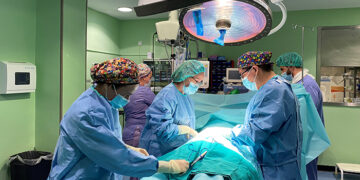Los cirujanos pediátricos de Albacete operan a los niños de Cuenca en el Hospital Virgen de la Luz  gracias al trabajo en red
