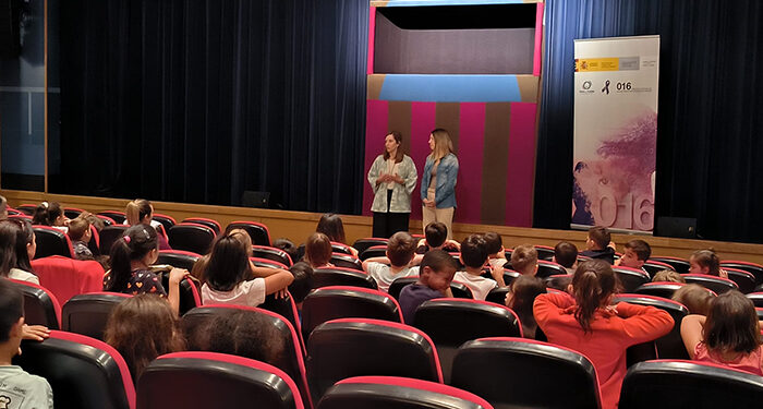 Más de 300 escolares de Guadalajara asisten a actividades de sensibilización contra la violencia de género organizadas por la Subdelegación del Gobierno 1 Más de 300 escolares de Guadalajara asisten a actividades de sensibilización contra la violencia de género organizadas por la Subdelegación del Gobierno