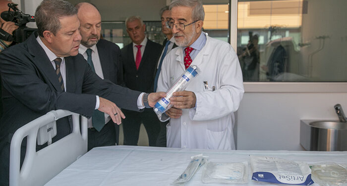 Page anuncia que el Hospital de Guadalajara incorporará el próximo año un nuevo servicio de Neurocirugía