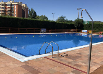 Las piscinas de verano del Luis Ocaña y de Tiradores abren este lunes 1 de julio y hasta el 31 de agosto con un horario de 11:00 a 20:00 horas