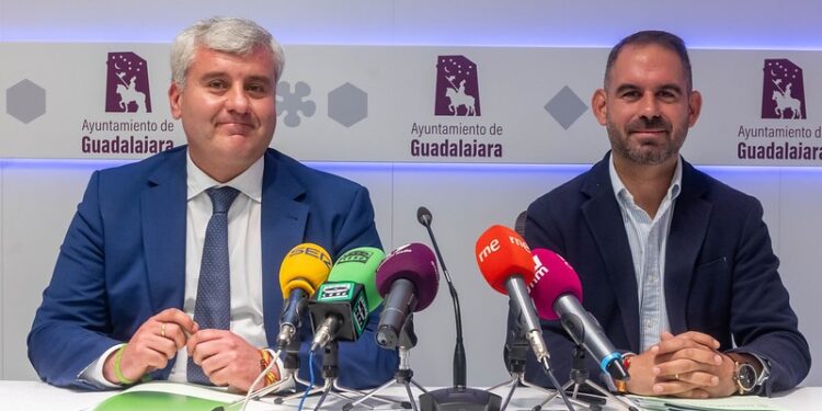 El nuevo servicio de transporte urbano de Guadalajara tendrá cinco nuevas líneas de autobuses y la renovación completa de flota y marquesinas