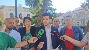 Román García exige a Vega que no se esconda y explique por qué anula la compra de un inmueble que el PP denunció que podría estar ya negociada