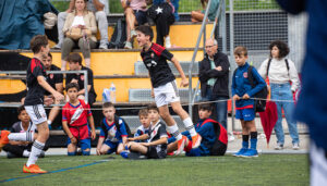 Un total de 1.200 jugadores de toda España colorean de fútbol la II Salesianos Cup