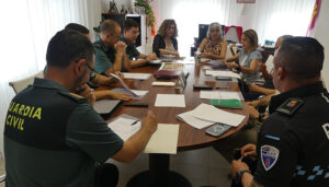 Villanueva de la Torre ultima el dispositivo especial de seguridad de sus próximas Fiestas con su Junta Local de Seguridad