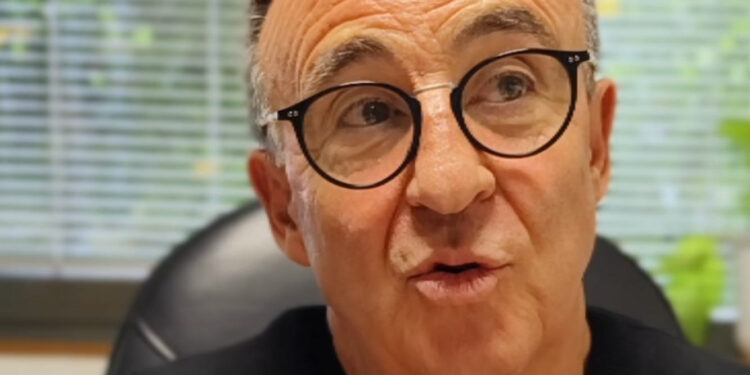 Entrevista. Santiago Yubero, director del Congreso Internacional “Leer, escribir y comprender en las fronteras del conocimiento líquido” 1 yubero