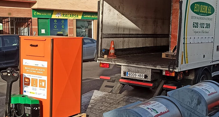 Afaus pro Salud Mental renueva y amplía la red de contenedores de aceite doméstico usado en los municipios de Vega del Henares