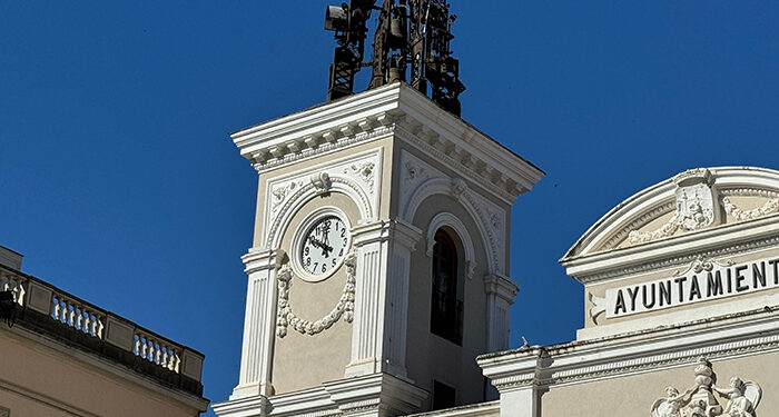 Las campanas del reloj del ayuntamiento de Guadalajara dejan de sonar por el peligro de estabilidad de la torre del campanario 1 Campanario del ayuntamiento de Guadalajara