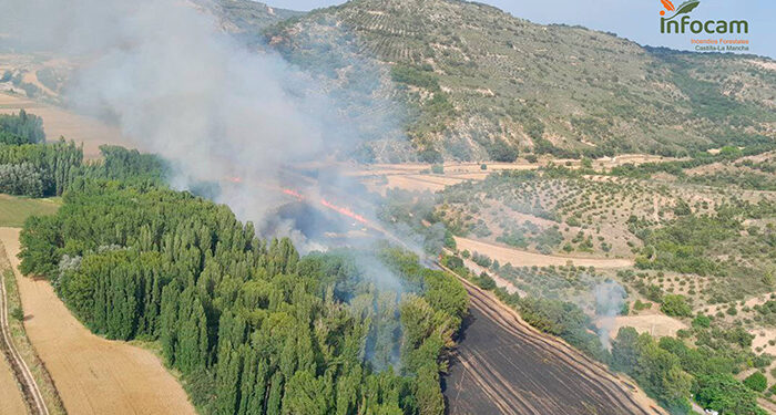 Controlado un incendio agrícola en Tomellosa 1 Controlado un incendio agrícola en Tomellosa