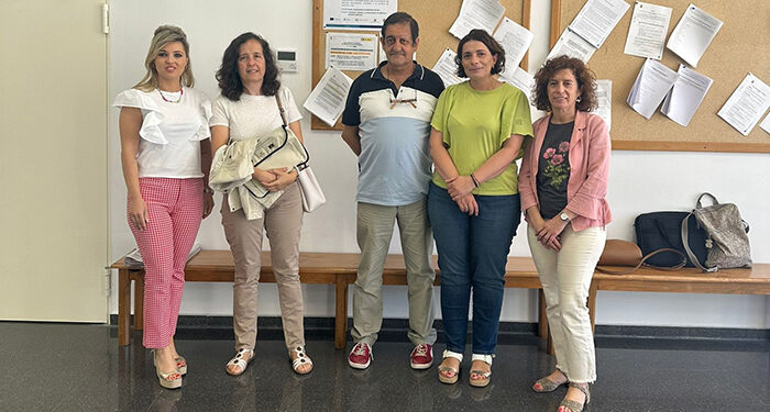 El Ayuntamiento de Quintanar del Rey refuerza sus servicios municipales gracias al Programa de Apoyo Activo al Empleo de la Junta 1 El Ayuntamiento de Quintanar del Rey refuerza sus servicios municipales gracias al Programa de Apoyo Activo al Empleo de la Junta