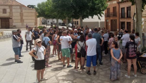 El Ayuntamiento de Torrejón se une a la concentración vecinal para exigir la llegada urgente del agua del Sorbe a Las Castillas