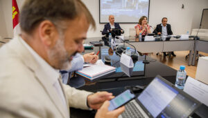 El Observatorio de Promoción Industrial crea tres grupos de trabajo específicos dirigidos a los retos futuros, la reindustrialización y el talento