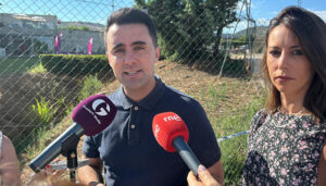 El PSOE se alegra de que “por fin” Guarinos, casi un año después, inaugure el nuevo gimnasio de la Fuente de la Niña que proyectó e inició Alberto Rojo