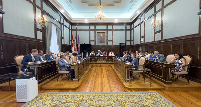 El Pleno de la Diputación de Guadalajara aprueba las distinciones que se entregarán en el Día de la Provincia