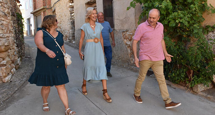 El taller ‘Repara, reutiliza y recicla’ de la Consejería de Desarrollo Sostenible visitará ocho localidades de Cuenca durante el verano 1 El taller ‘Repara, reutiliza y recicla’ de la Consejería de Desarrollo Sostenible visitará ocho localidades de Cuenca durante el verano