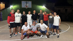 Homenaje en Castilblanco de Henares al pívot pinillero Ángel Bravo