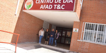 La Diputación colabora con 10.000 euros con AFAD Tarancón para la compra de un vehículo adaptado para los usuarios