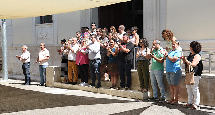 La Diputación de Guadalajara guarda un minuto de silencio por las mujeres asesinadas por la violencia machista