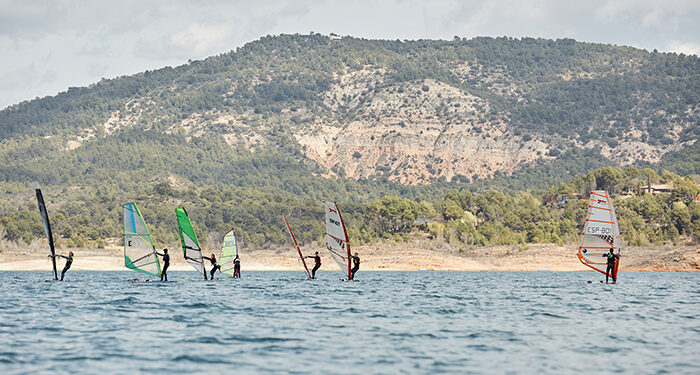 La Diputación de Guadalajara sigue apostando por la Escuela de Vela de Alocén para el fomento del deporte entre la juventud 1 La Diputación de Guadalajara sigue apostando por la Escuela de Vela de Alocén para el fomento del deporte entre la juventud
