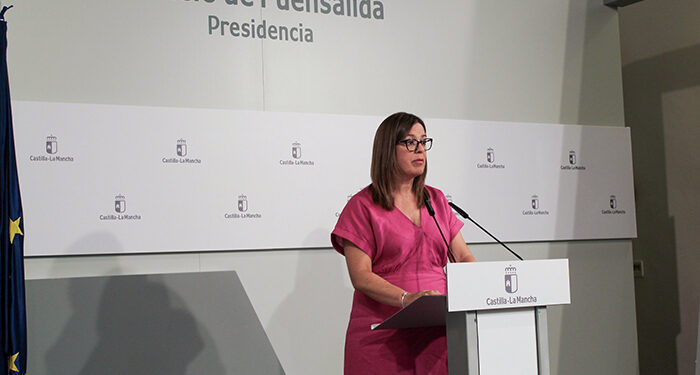 La Junta afianza el servicio de bibliobús con el objetivo de acercar la lectura a casi el 100 por cien de la ciudadanía de la región