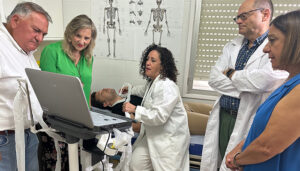 La Junta mejora la capacidad resolutiva de los profesionales de Atención Primaria con la dotación de 129 ecógrafos portátiles