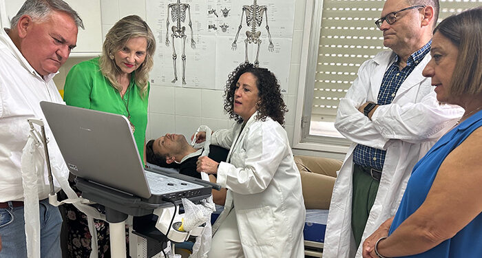 La Junta mejora la capacidad resolutiva de los profesionales de Atención Primaria con la dotación de 129 ecógrafos portátiles