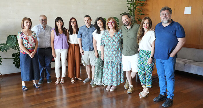 La Junta reafirma su compromiso de trabajo con las compañías de Artes Escénicas 1 La Junta reafirma su compromiso de trabajo con las compañías de Artes Escénicas