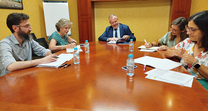 La Junta recoge aportaciones de los colegios oficiales de Arquitectos e Ingenieros de Caminos para el diseño de las ‘Entidades Colaboradoras’